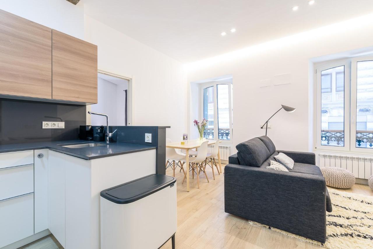 Paris La Concha - Ib Apartments San Sebastian Bagian luar foto