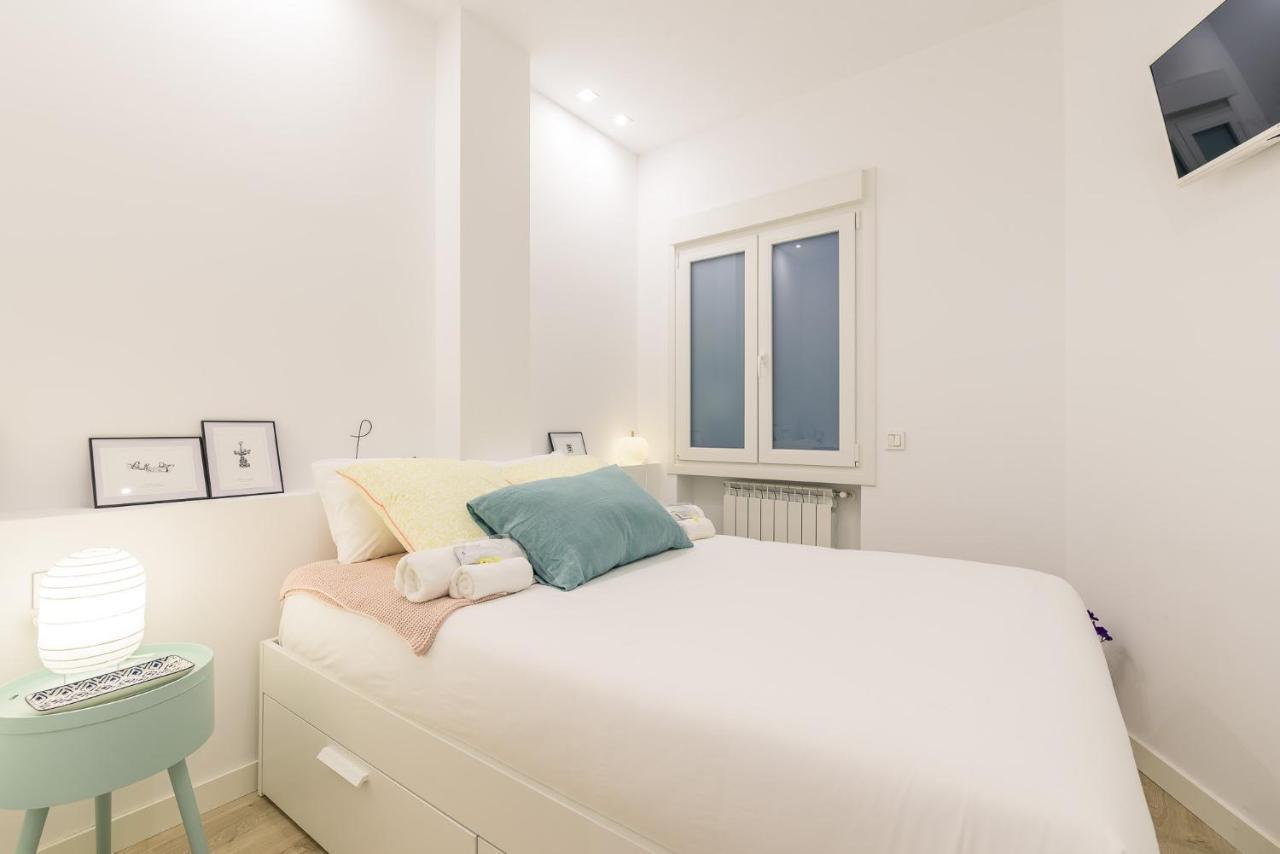 Paris La Concha - Ib Apartments San Sebastian Bagian luar foto