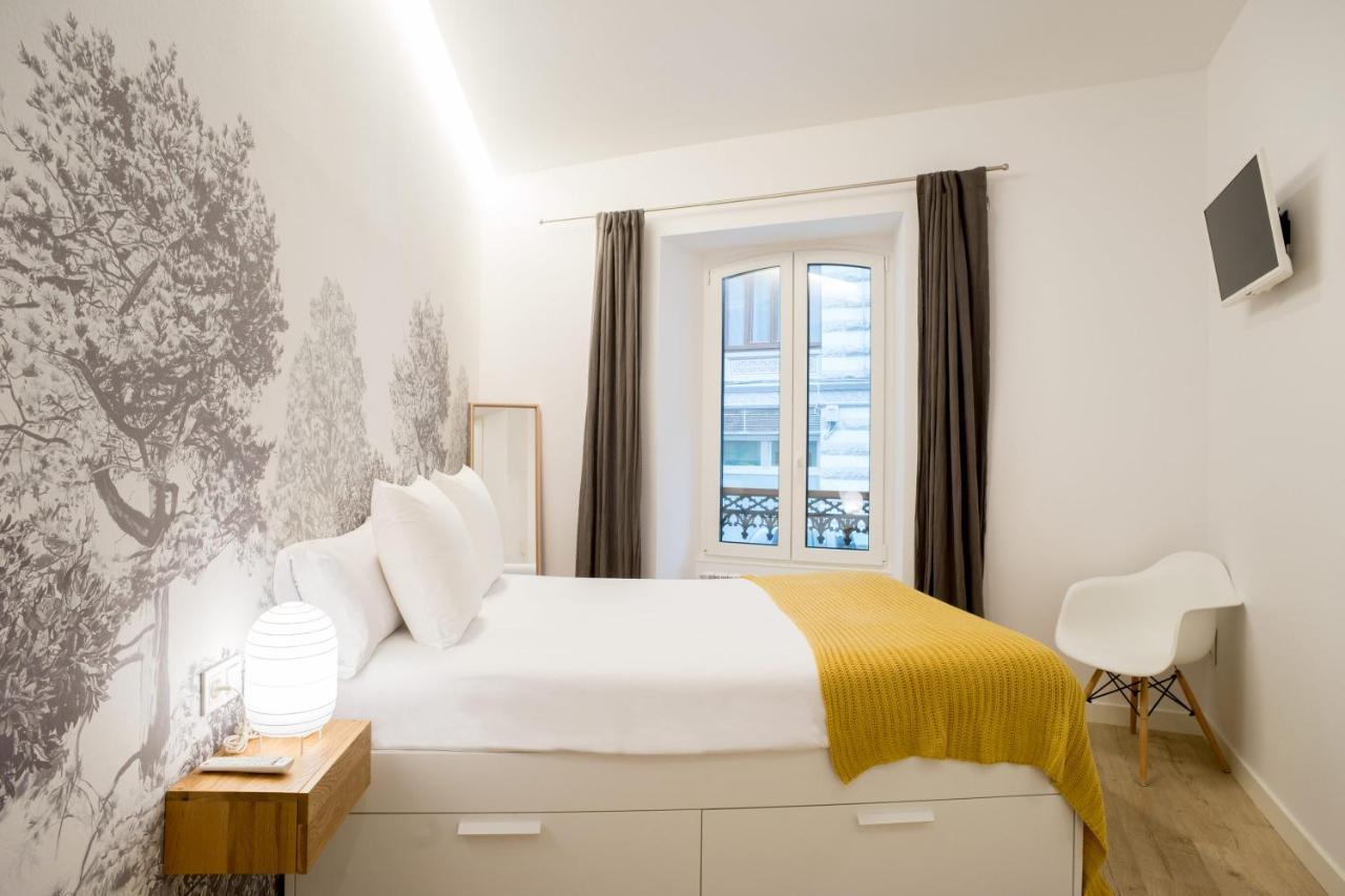 Paris La Concha - Ib Apartments San Sebastian Bagian luar foto