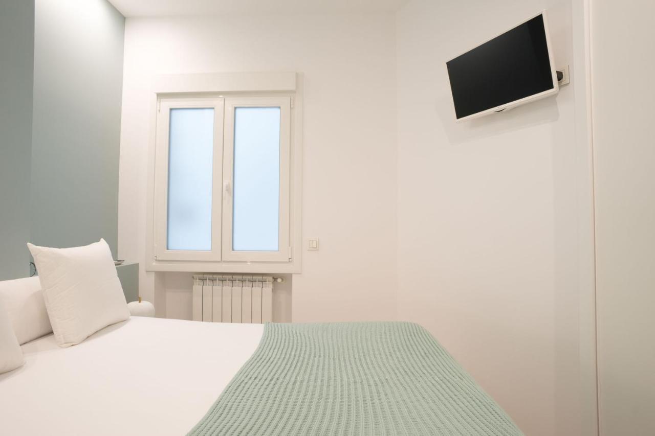 Paris La Concha - Ib Apartments San Sebastian Bagian luar foto